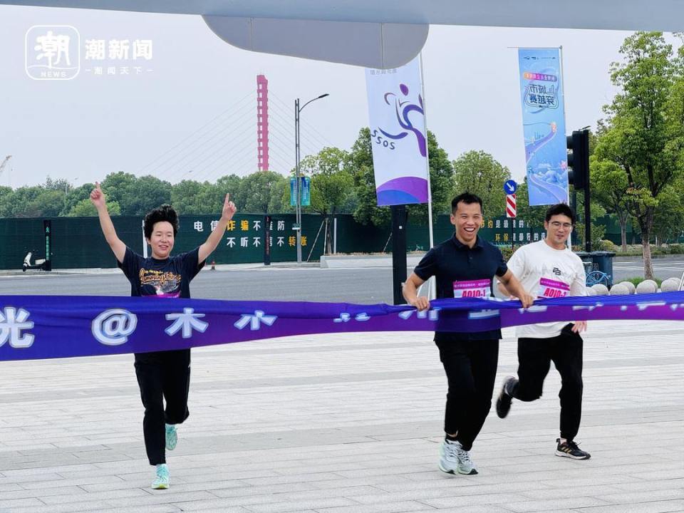 周年之际通, 一些跑步