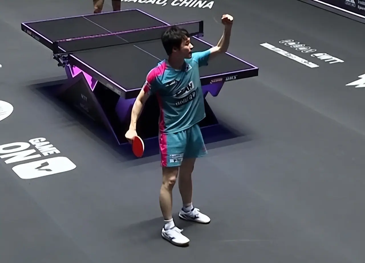 alt, div, 决赛完整对 alt, div, 决赛完整对